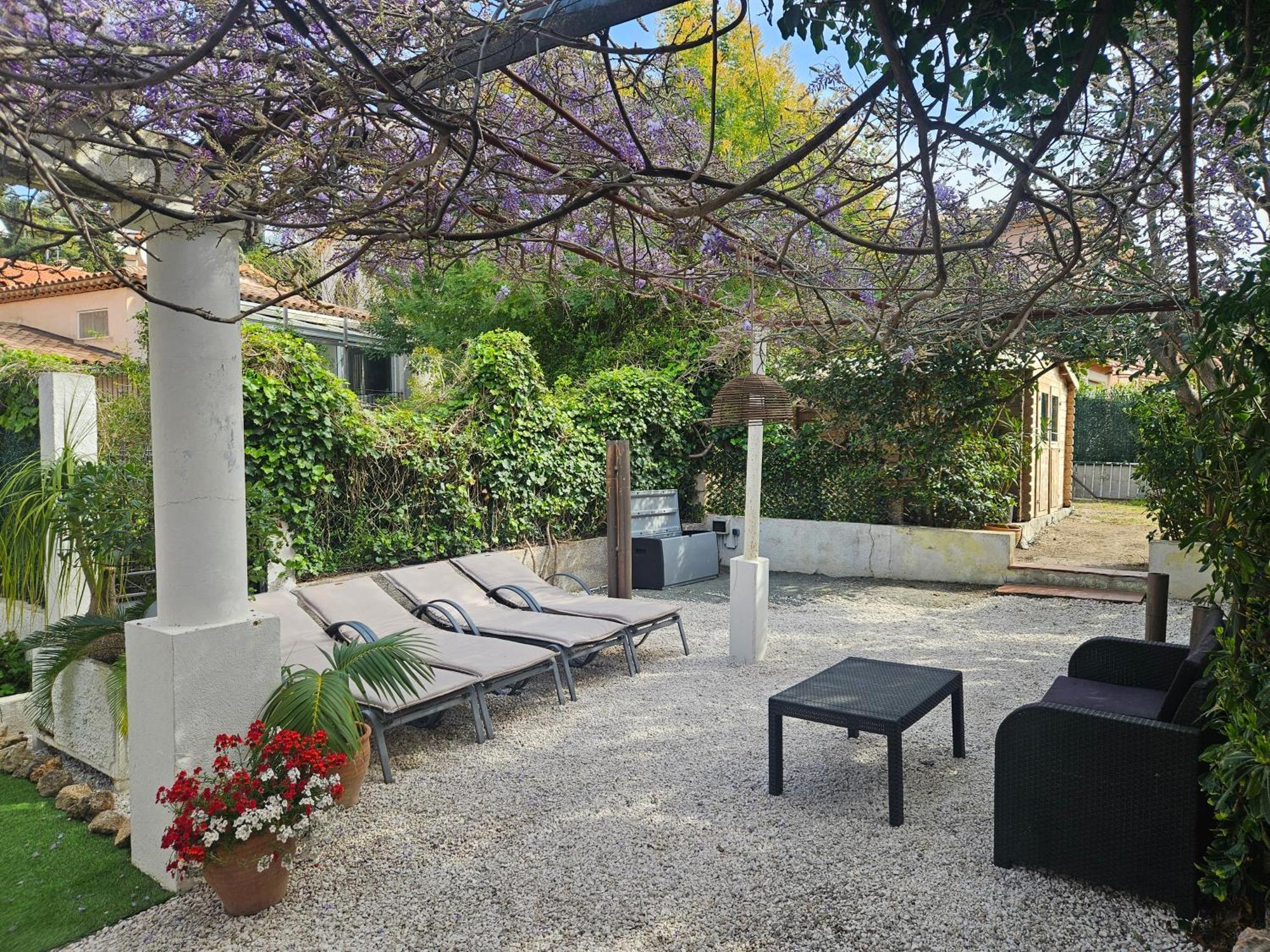 Chez Louis Hotell Les Issambres Exteriör bild