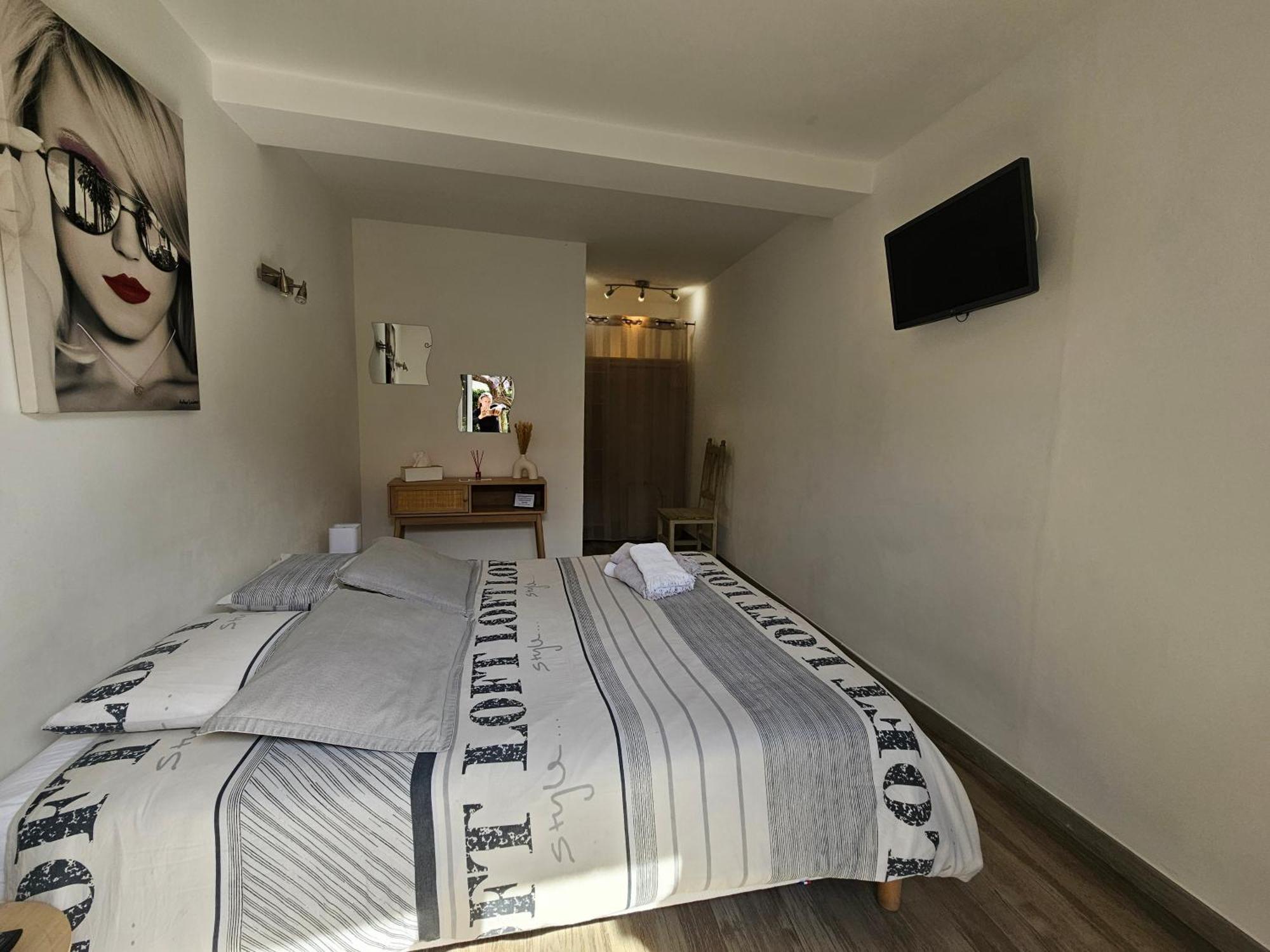 Chez Louis Hotell Les Issambres Exteriör bild