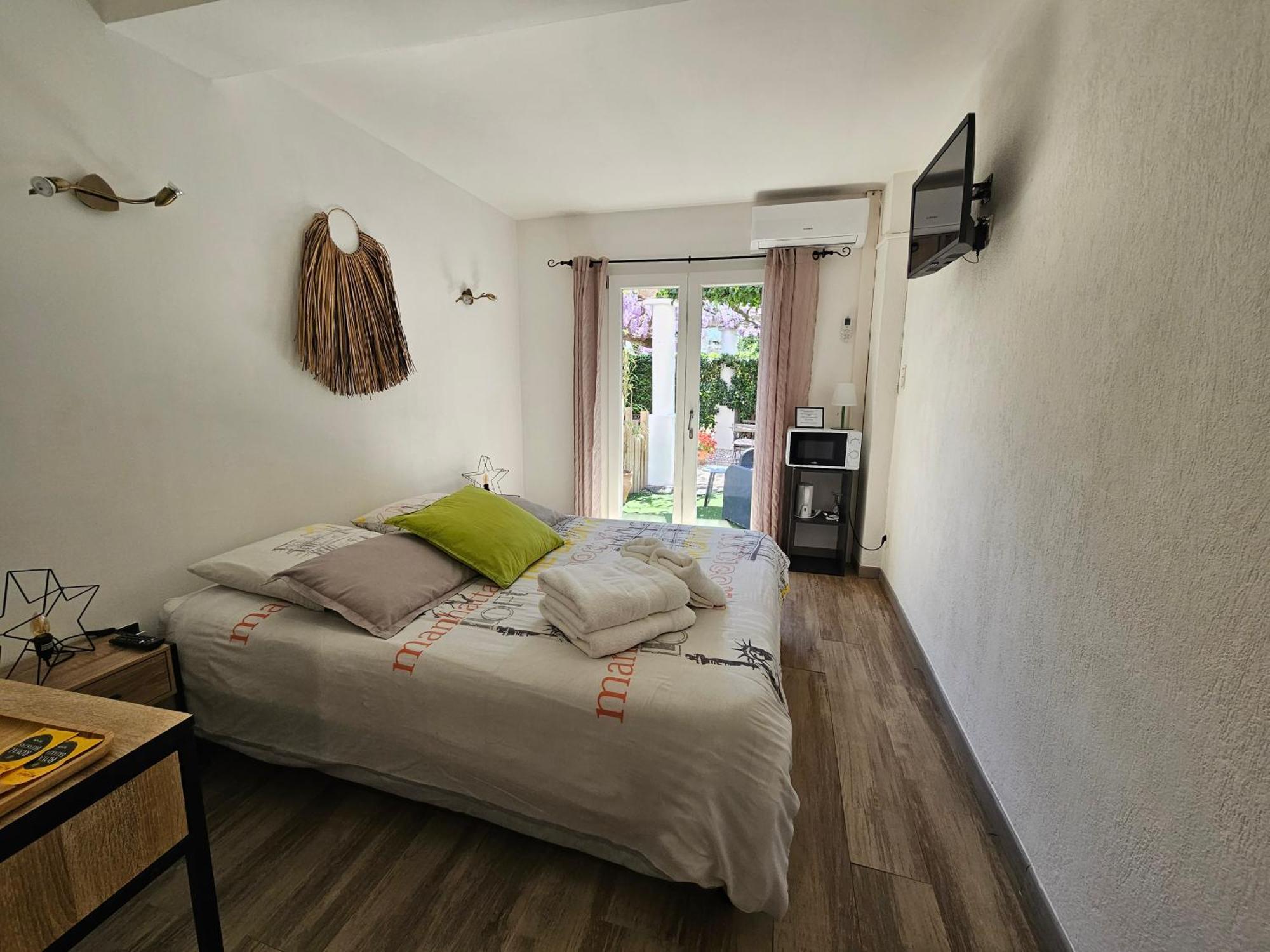 Chez Louis Hotell Les Issambres Exteriör bild